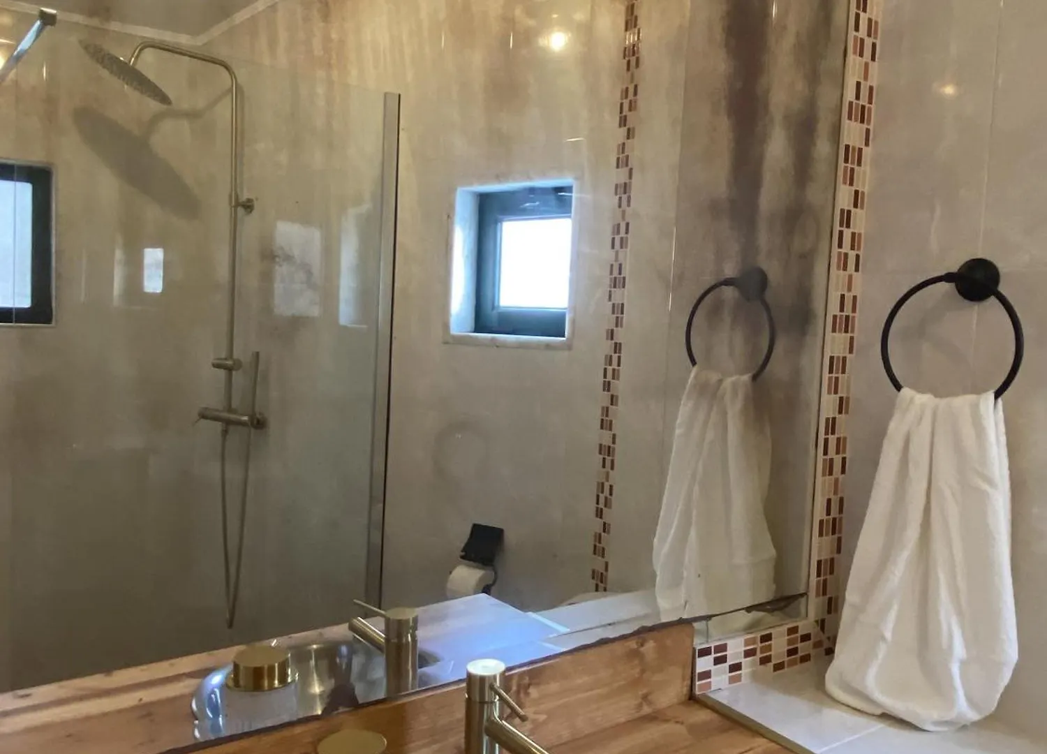 Refugio No16 Ocean Air & Rooftop Flair Αλμπουφέιρα